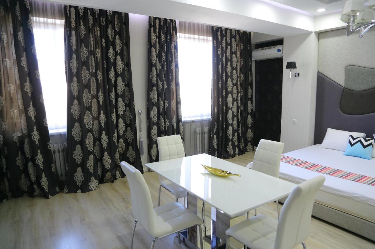 Promenade Boutique Apartment Bişkek Dış mekan fotoğraf