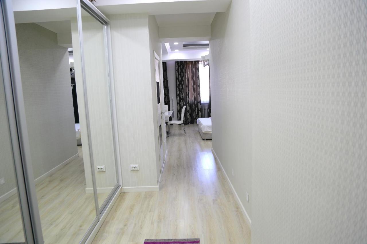 Promenade Boutique Apartment Bişkek Dış mekan fotoğraf